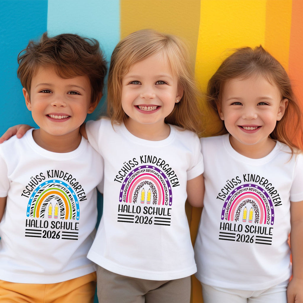 Bedrucktes T-Shirt für Kinder - Tschüss Kindergarten Regenbogen Lila