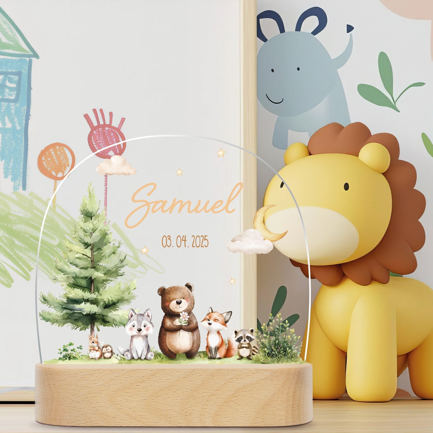 Kinder LED Nachtlicht mit Sockel aus Holz - "Waldfreunde"