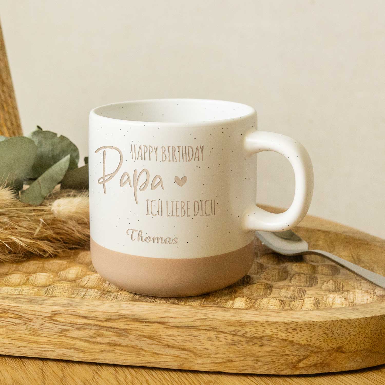Gravierte Steingut Tasse - Happy Birthday Papa