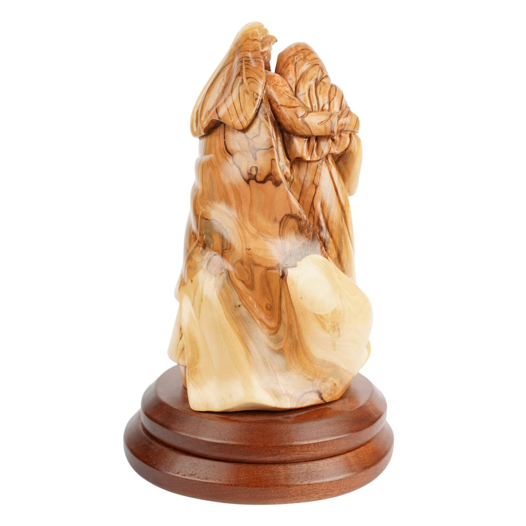 Heilige Familie mit dem Neugeborenen – Handgeschnitzte Olivenholzfigur aus Bethlehem (27 cm)