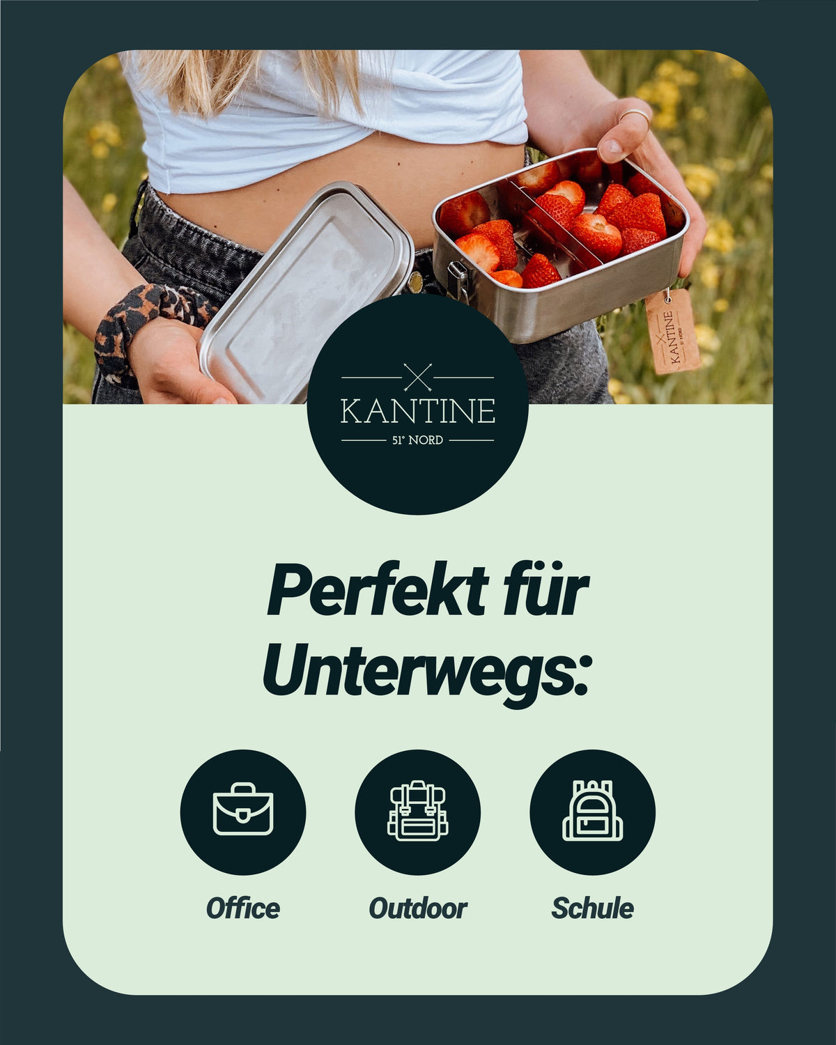 Edelstahl-Lunchbox mit Trennfach, gefüllt mit Erdbeeren und Blaubeeren