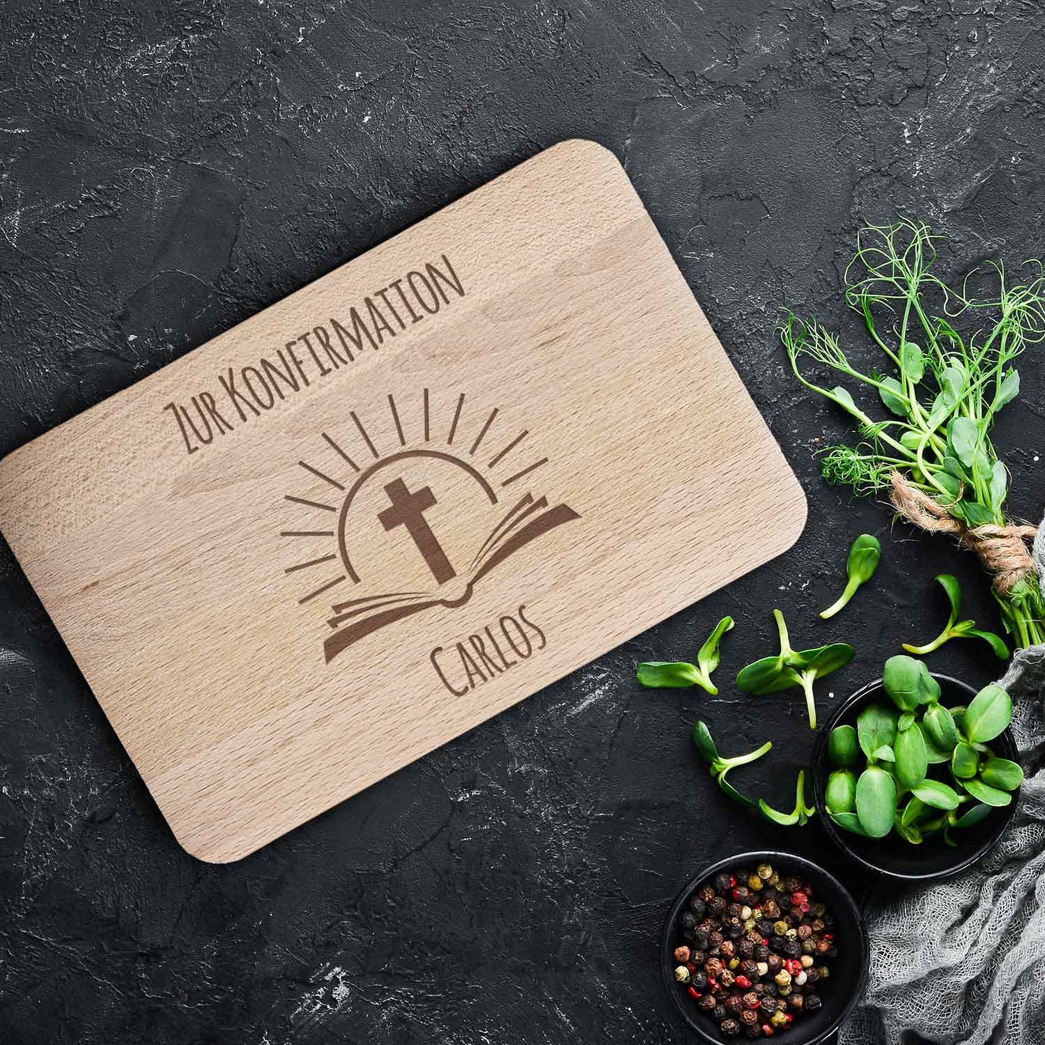 Frühstücksbrettchen mit Gravur "Konfirmation / Kommunion Bibel" mit Name