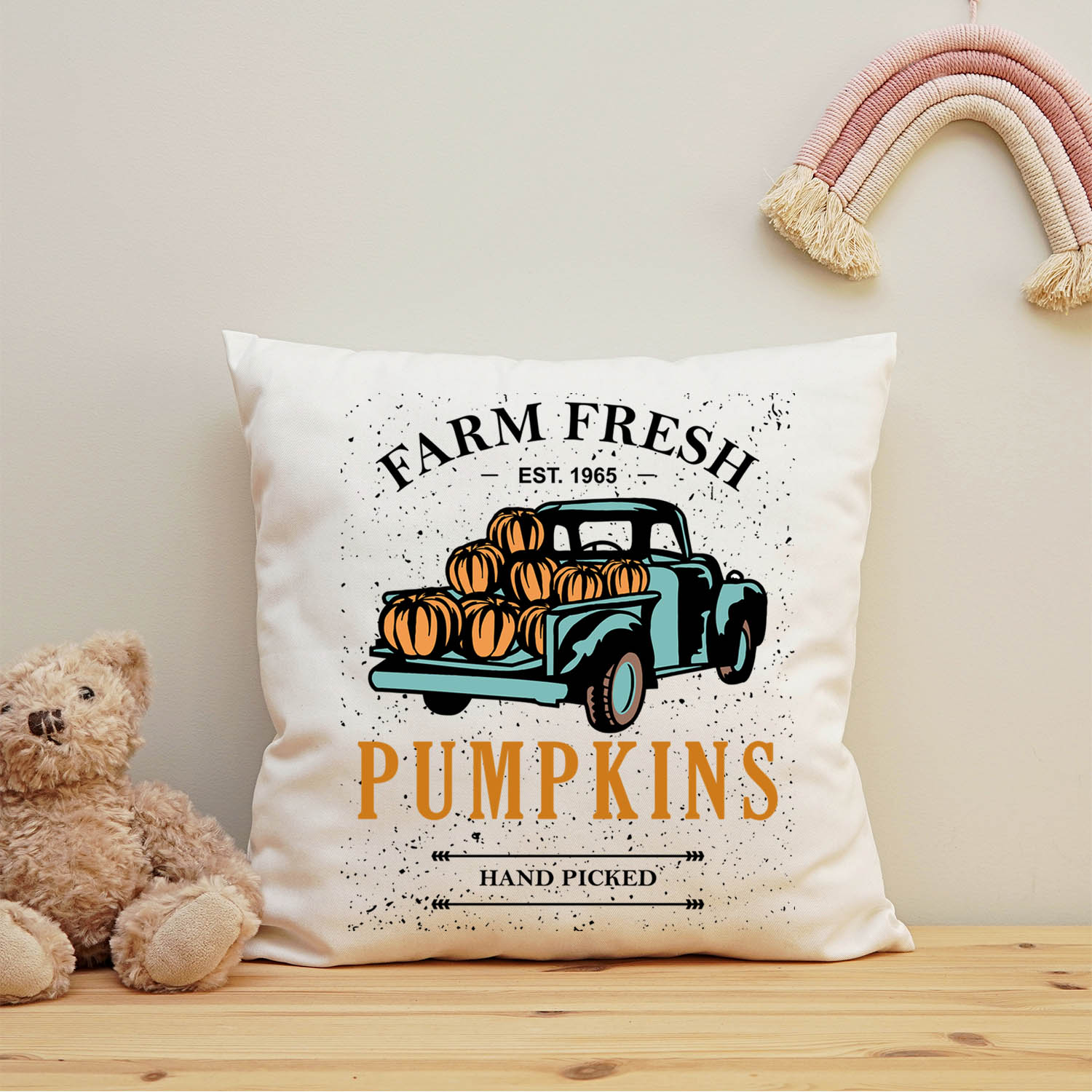 Bedrucktes Kissen mit Spruch Farm fresh pumpkins
