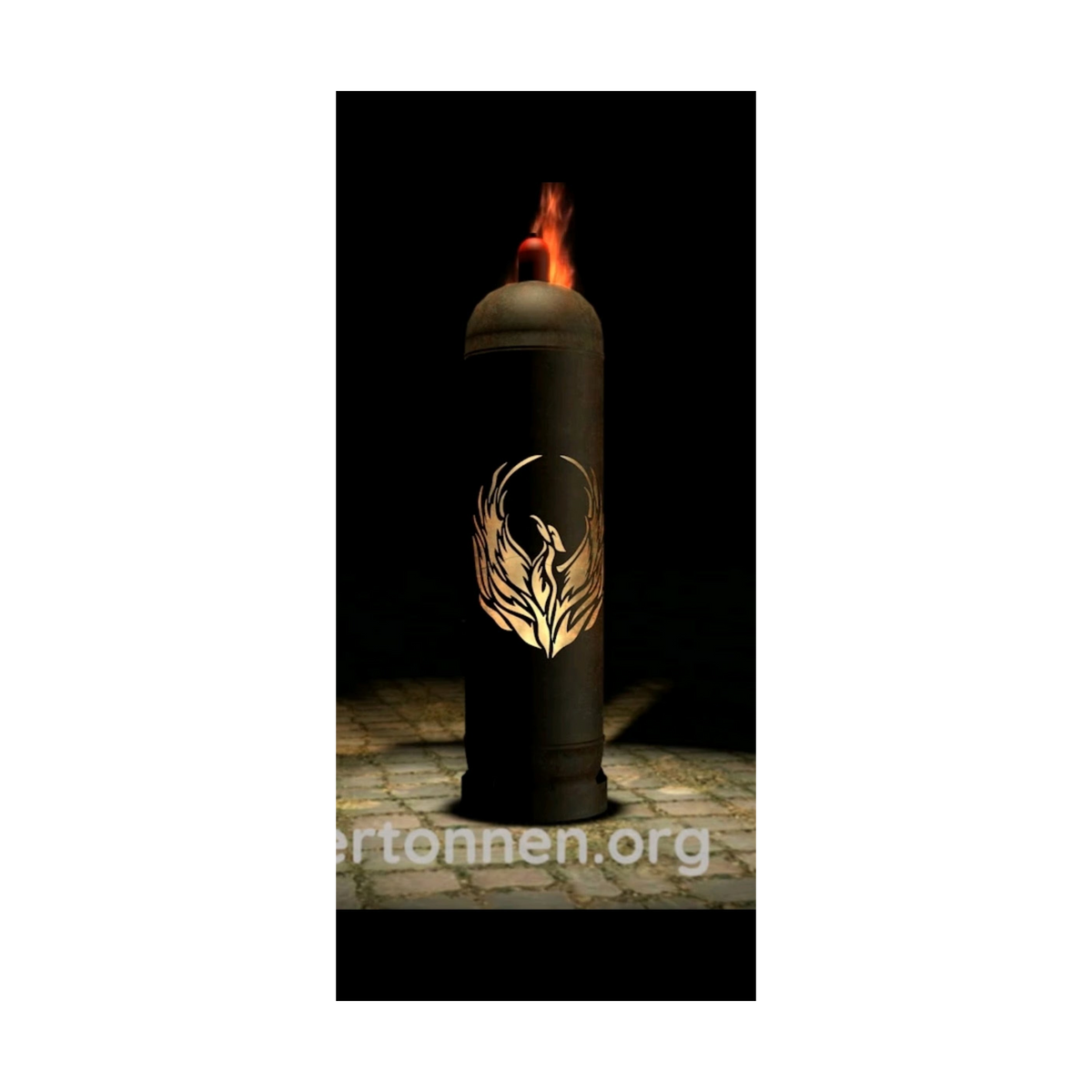 Feuertonne Phönix: zylindrische Stahlfeuerschale mit Flammen-Emblem, offene Brennöffnung