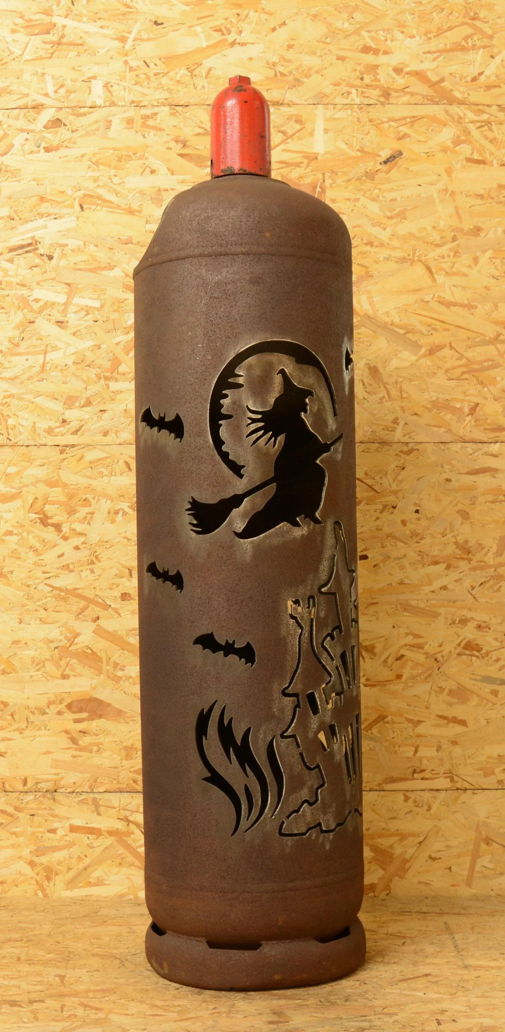 Feuertonne "Hexe mit Schloss" - feuertonnen.org