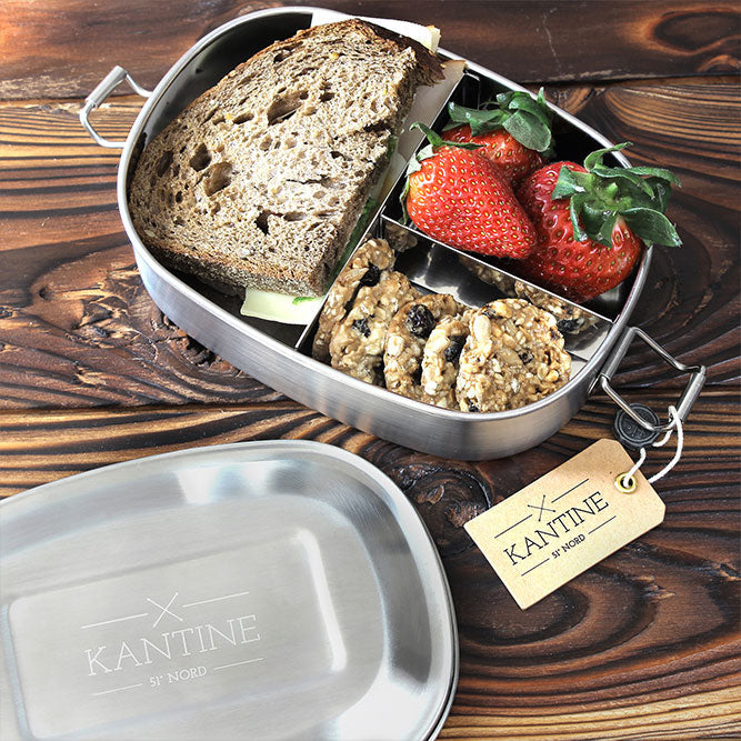 Edelstahl-Lunchbox „KANTINE“ mit offenem Deckel und zwei Fächern