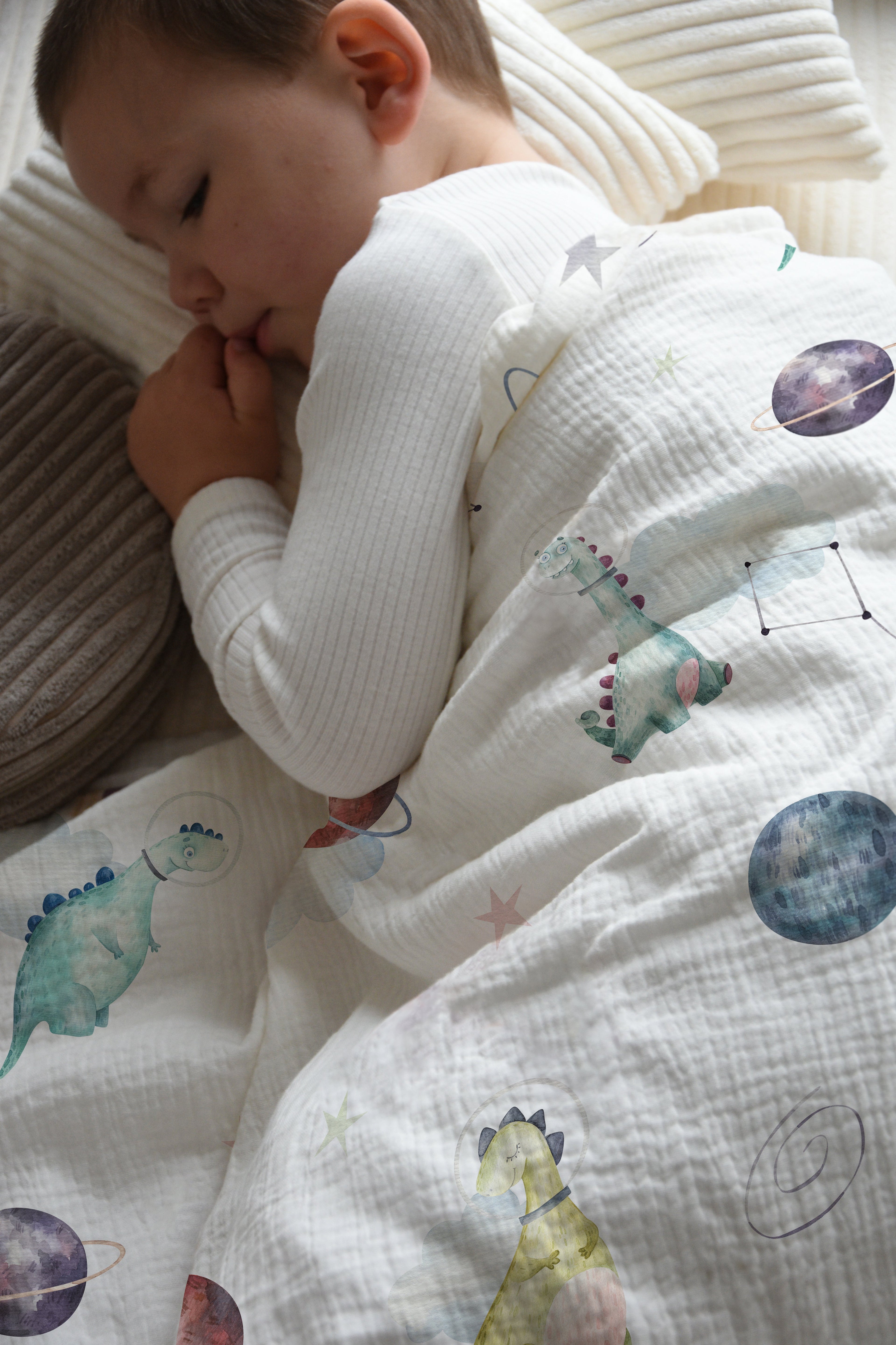 "Dino Galaxy" Premium Kinderbettwäsche