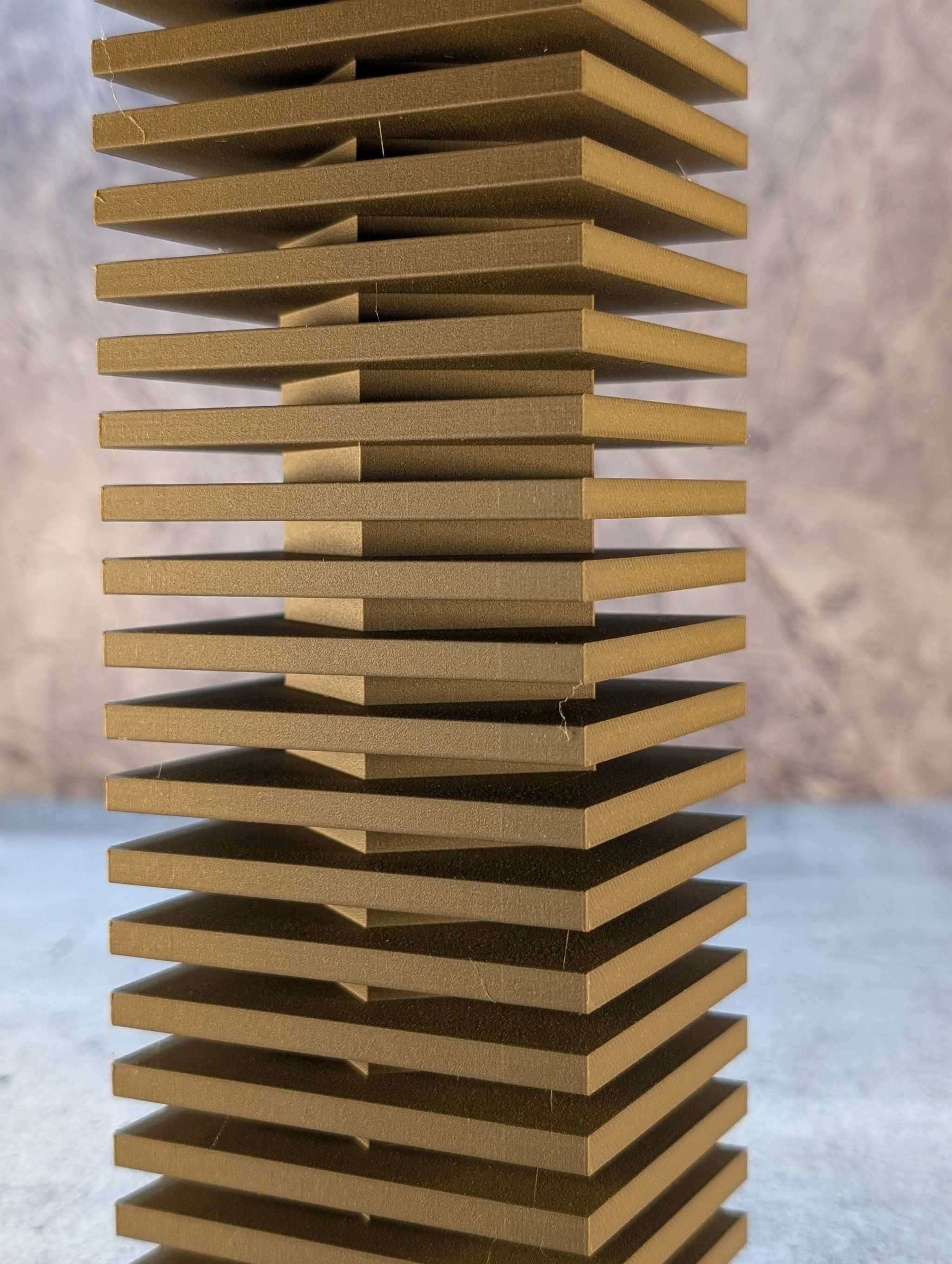 Nado Vase Black Walnut – PLA-Wood Design Vase (3D Print)