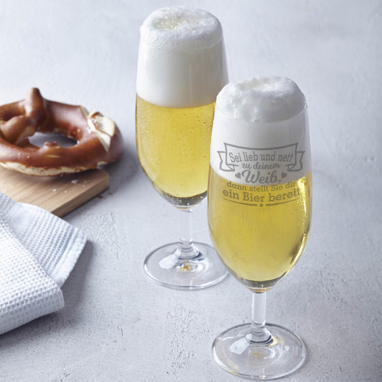 Leonardo Bierglas mit Gravur "Sei lieb und nett zu deinem Weib"