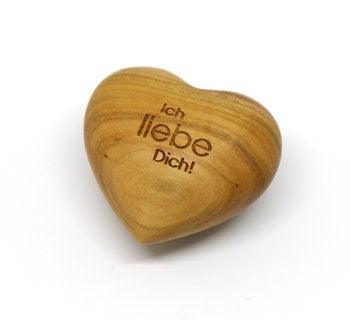 Thankgoods Wooden Heart I love you