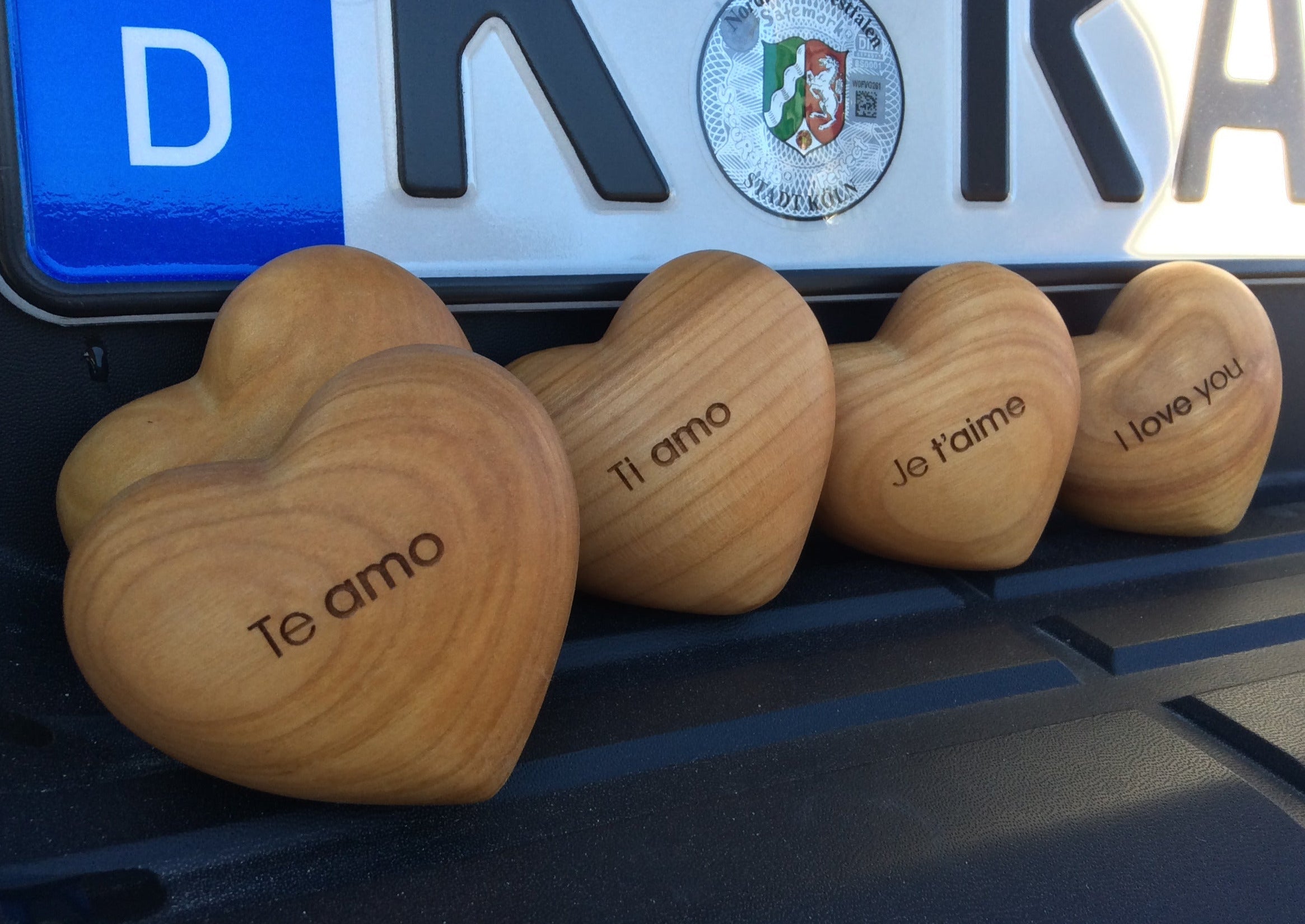 Thankgoods Wooden Heart Te Amo