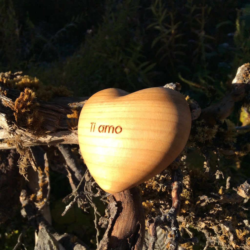 Thankgoods Wooden Heart Ti amo