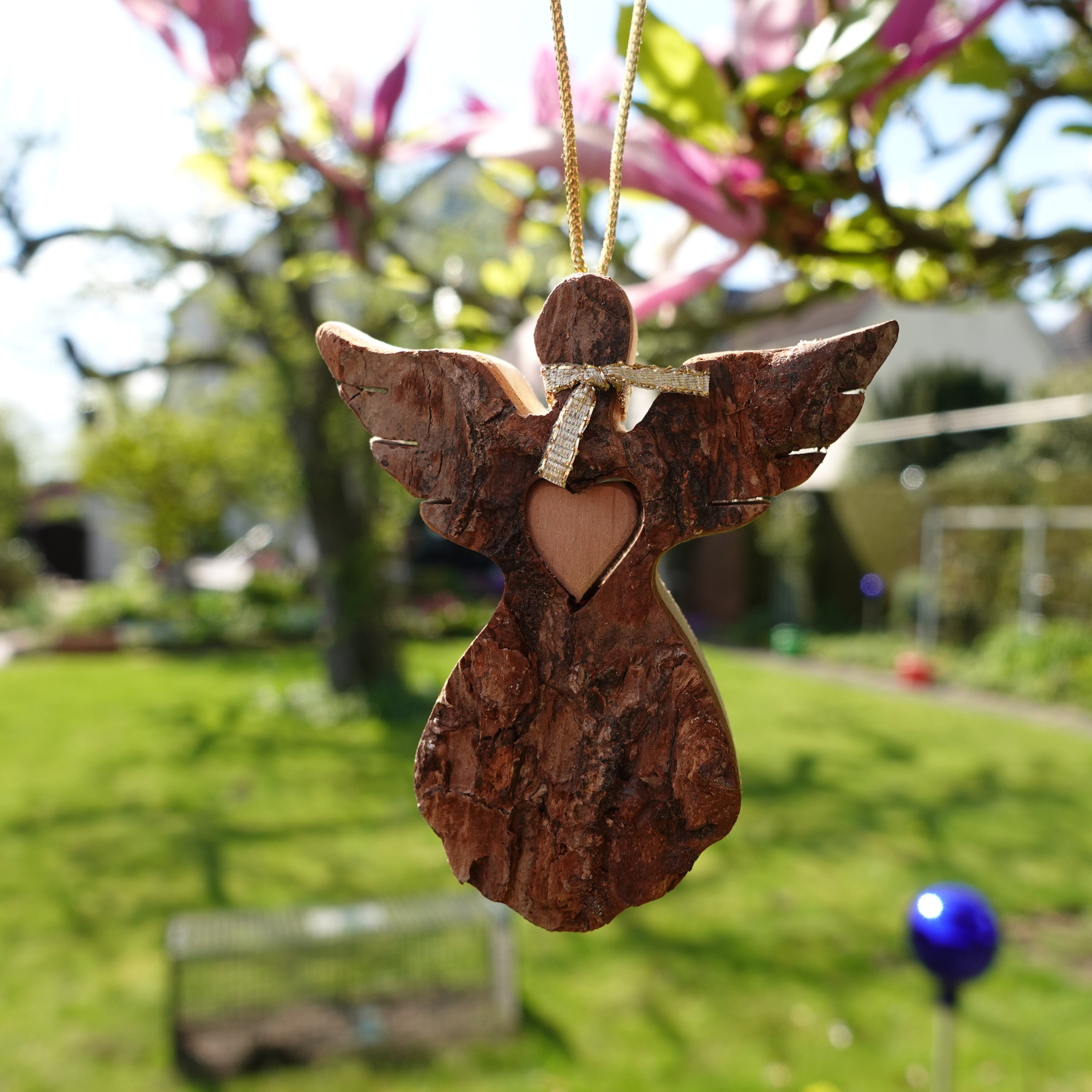 Thankgoods Bark Angel with Heart as Pendant