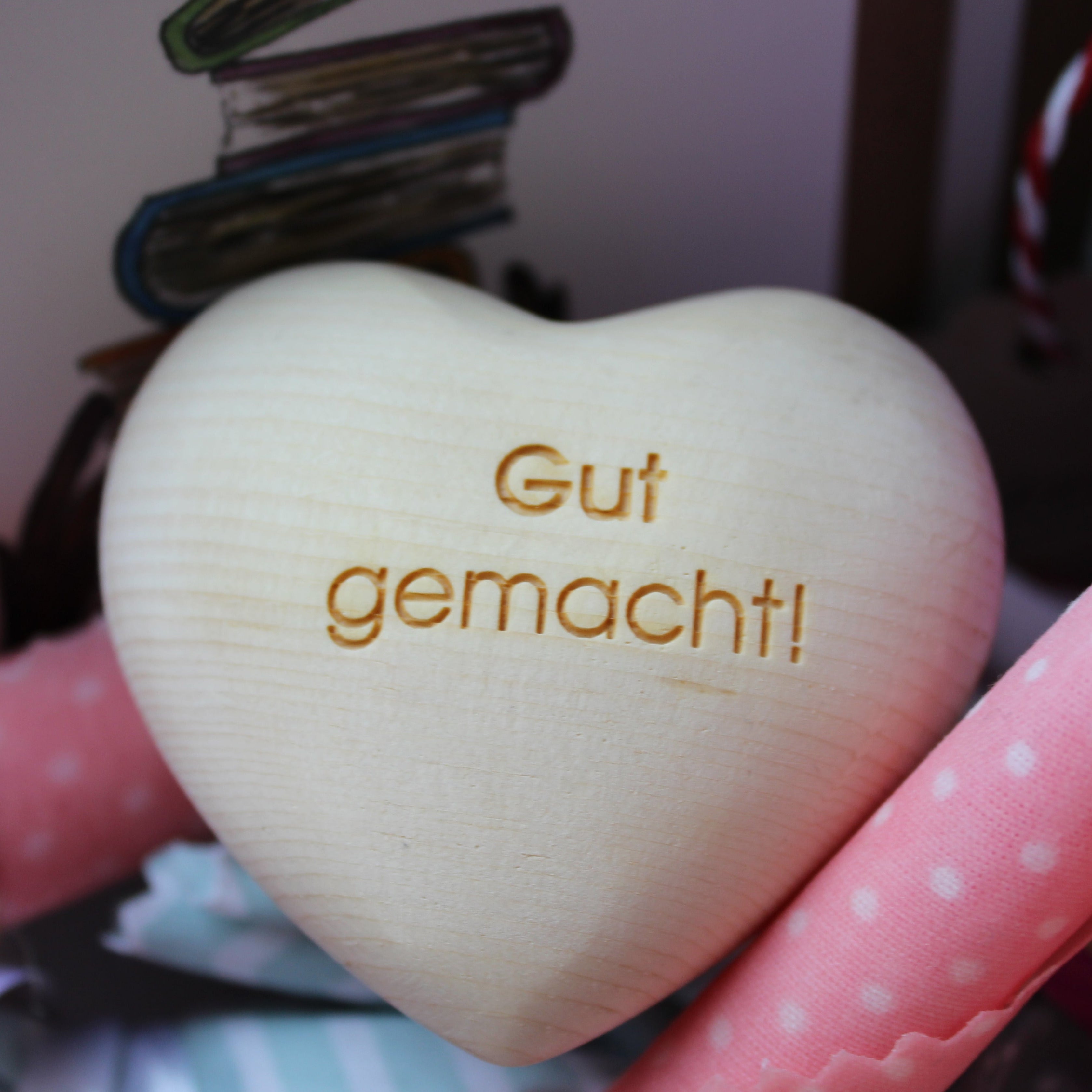 Thankgoods Stone Pine Wood Heart Hand Warmer Well done!