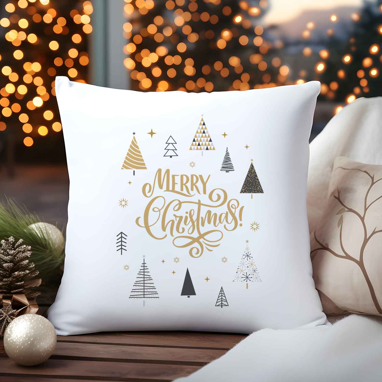 Bedrucktes Kissen mit Motiv im Weihnachtsbäume Design