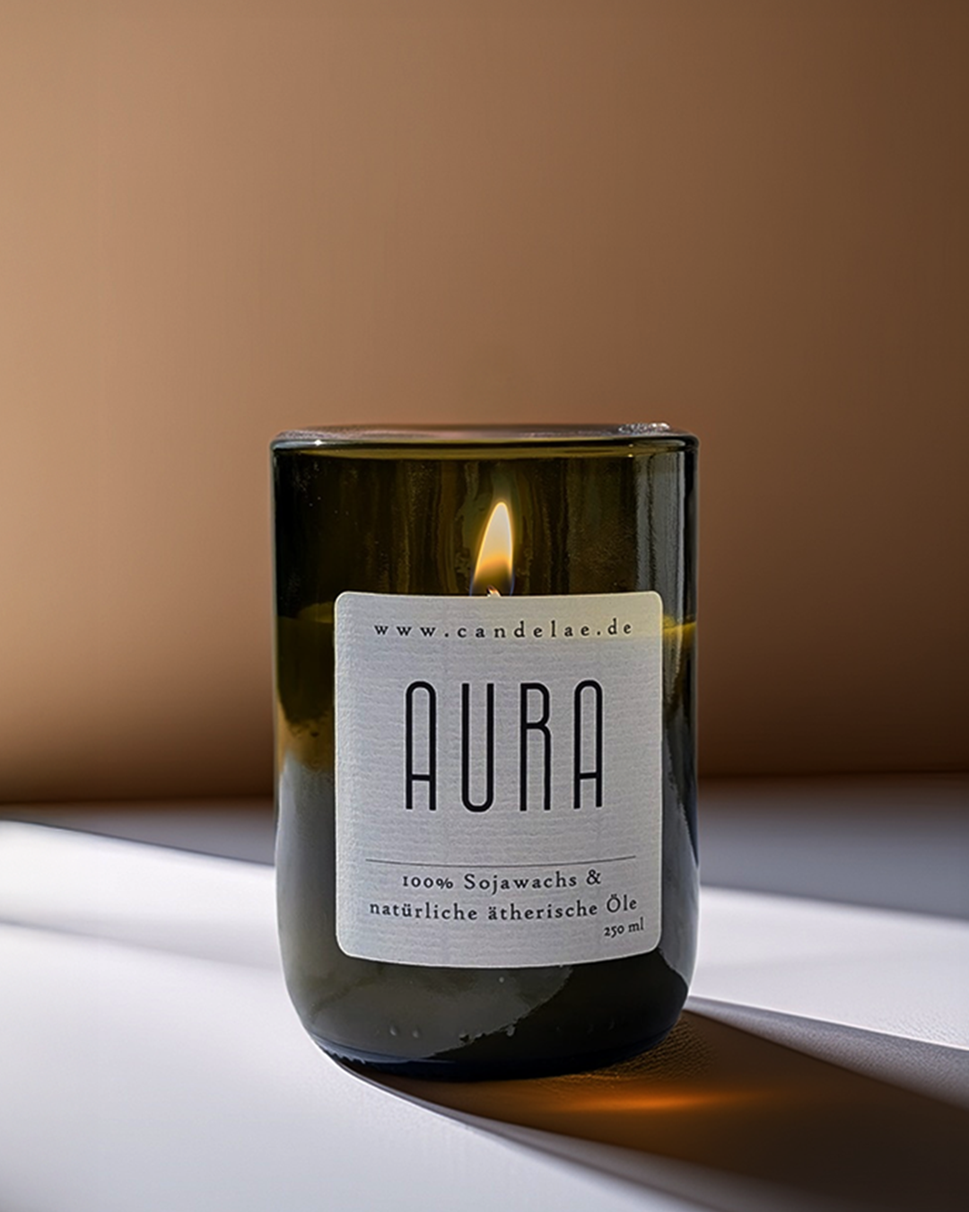 AURA Duftkerze – Lavendel, Bergamotte & Ylang Ylang | Candelae Sojawachs