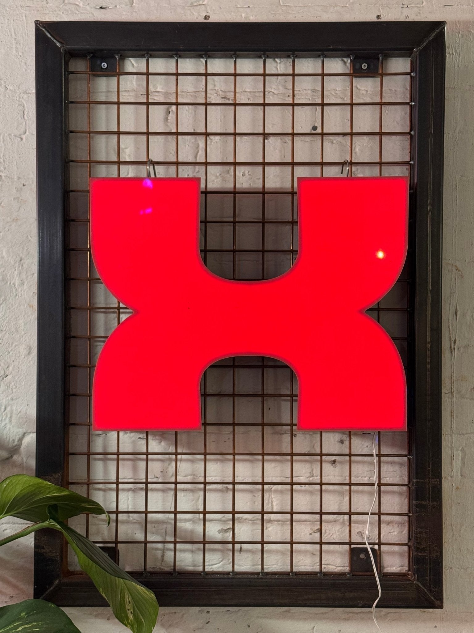 Vintage Leuchtbuchstabe X – Original aus alter Leuchtreklame