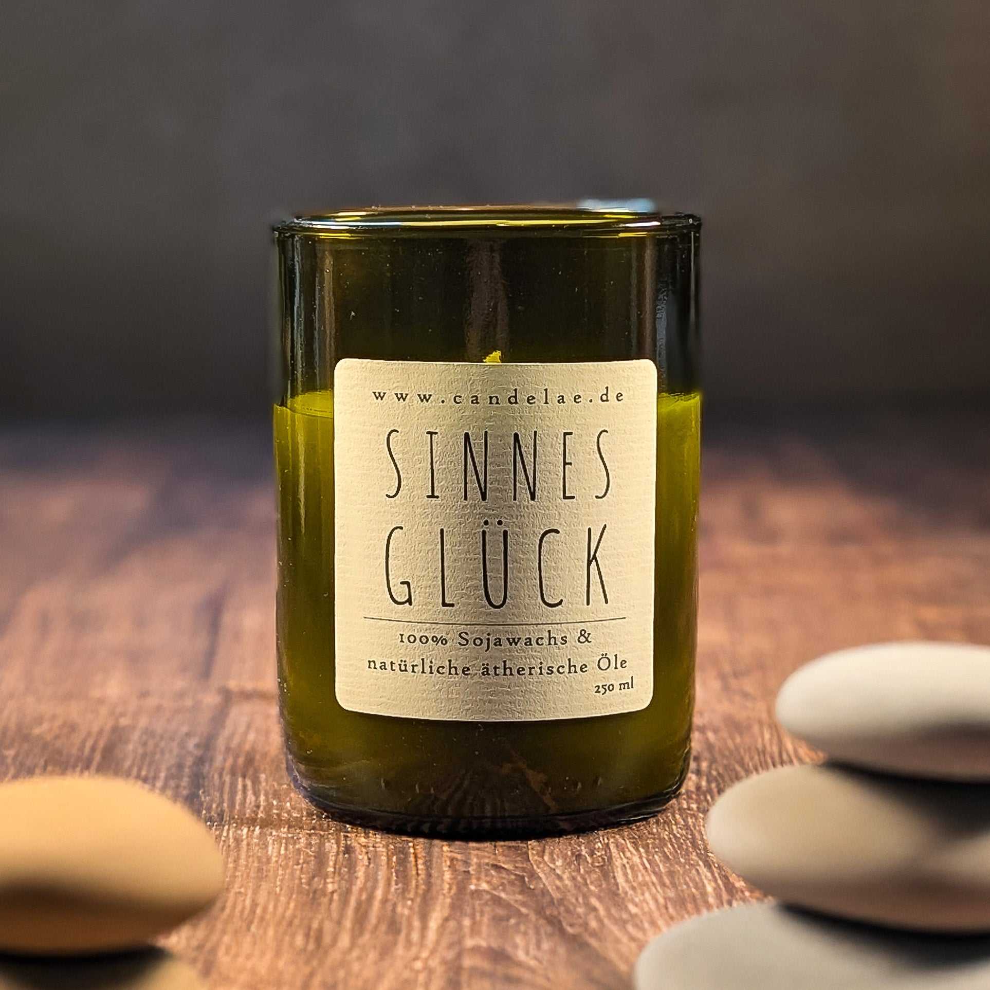 Sinnesglück Scented Candle – Soy Wax Candle with Essential Oils in a Wine Glass