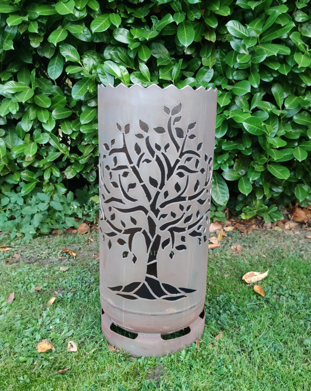 Dropslik Feuertonne "Baum" - feuertonnen.org