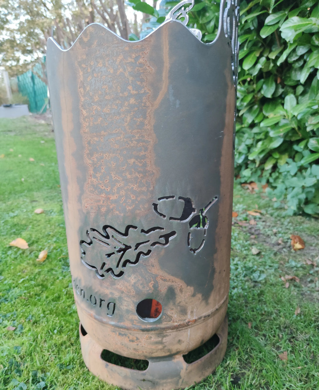 Dropslik Feuertonne "Hirsch" - feuertonnen.org