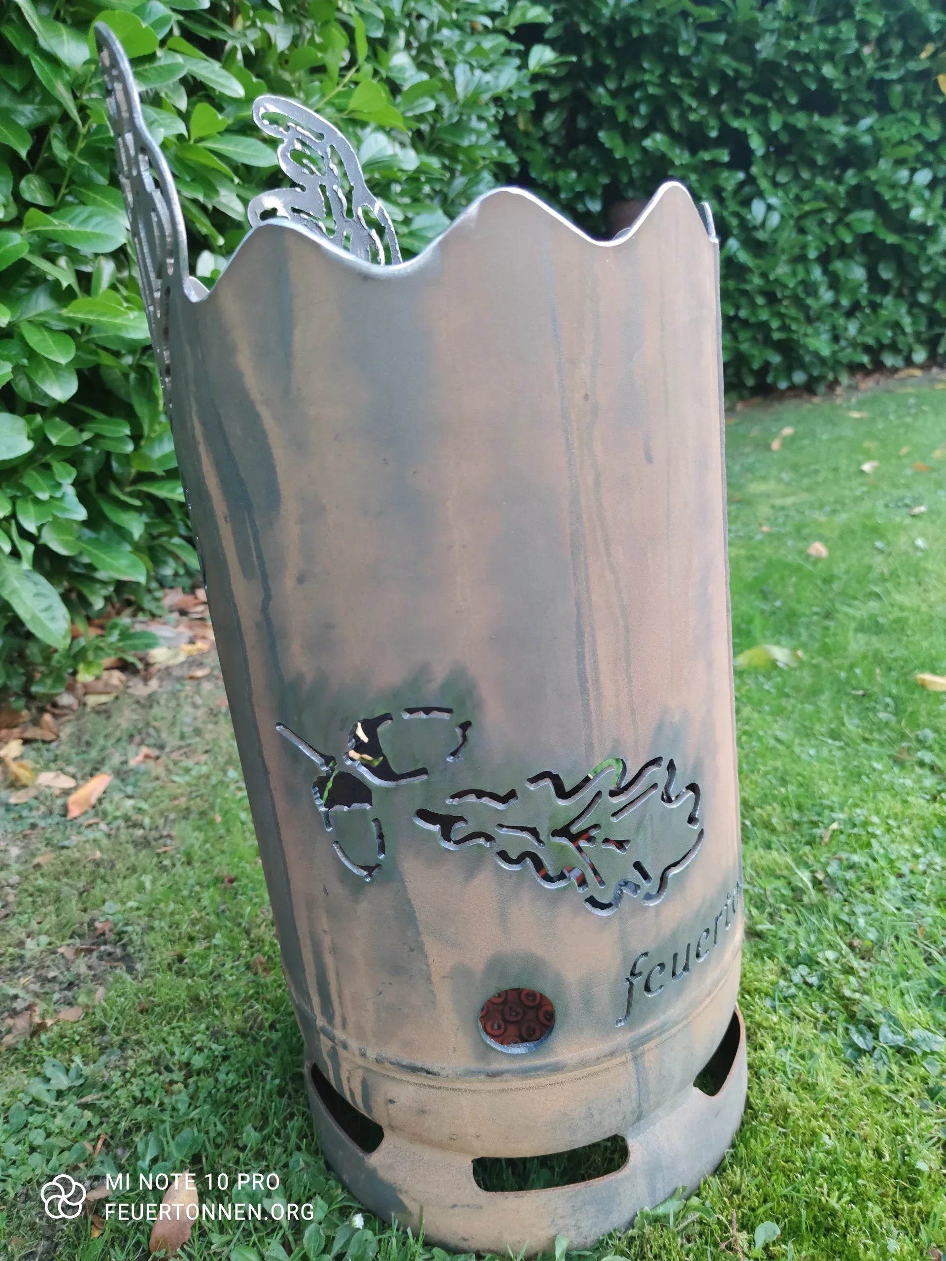 Dropslik Feuertonne "Hirsch" - feuertonnen.org