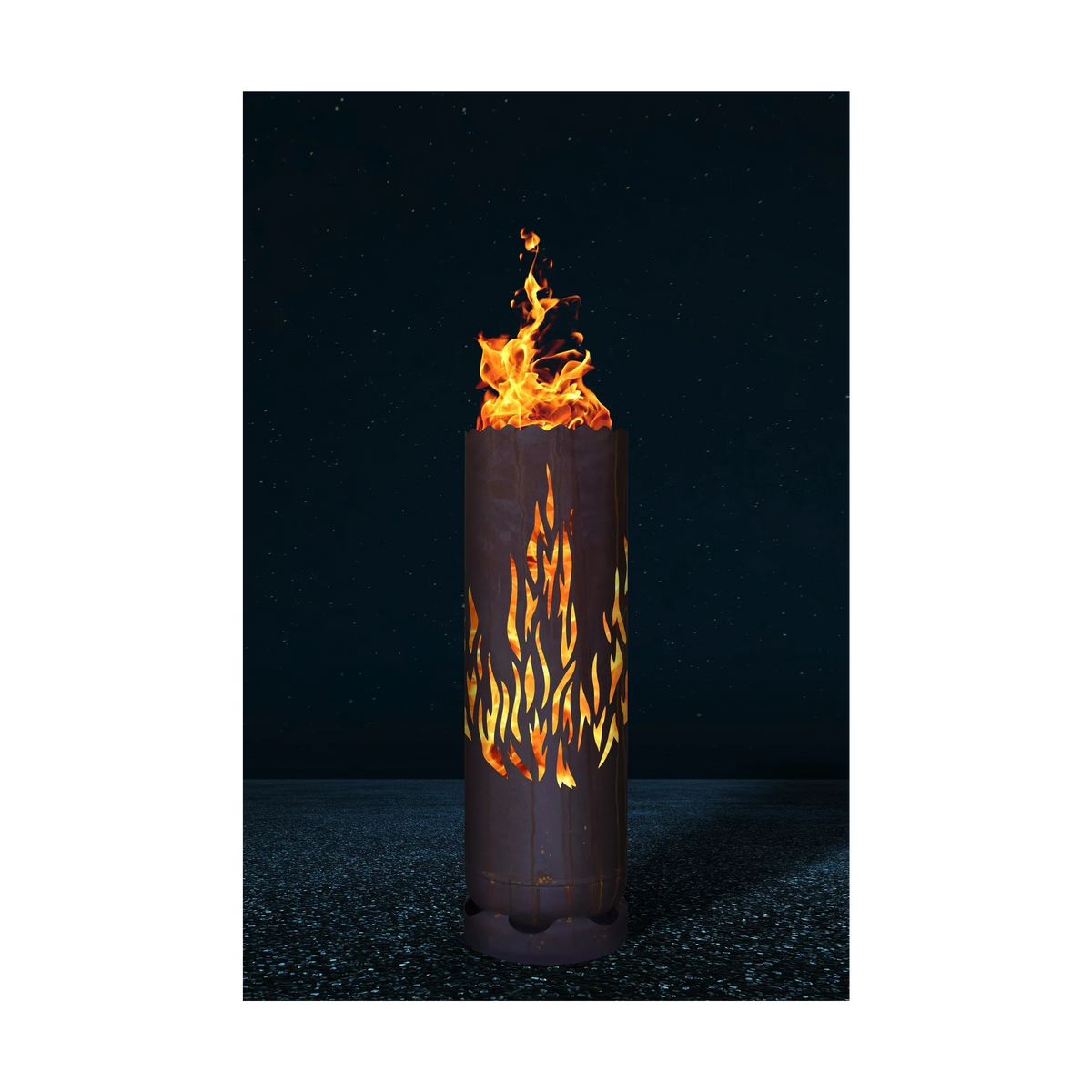 Feuertonne „Feuer 2“: zylindrische Metall-Feuerstelle mit Flammen im Inneren.
