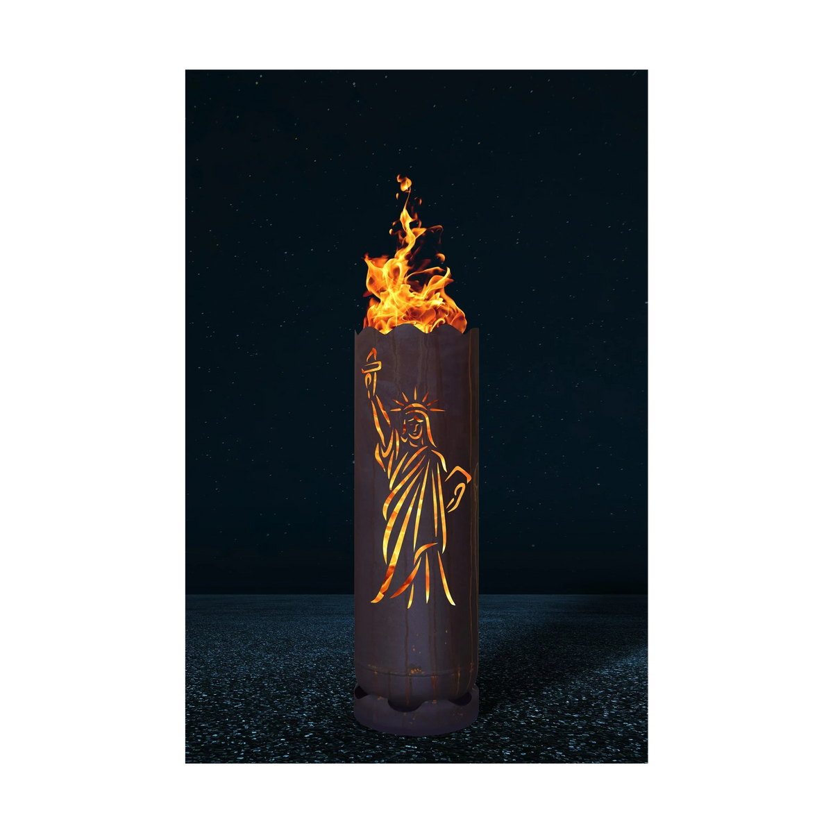 Feuertonne mit Freiheitsstatue-Motiv, Flammen steigen aus dem Metallzylinder
