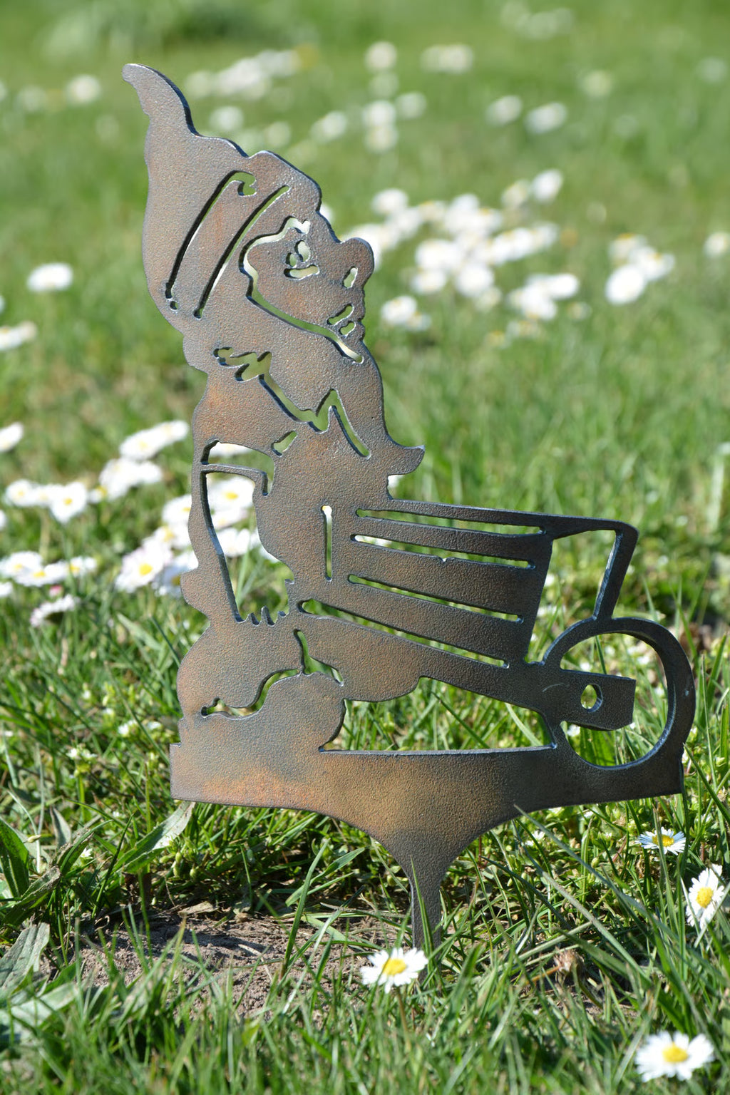 Gartenstecker Zwerg mit Karre