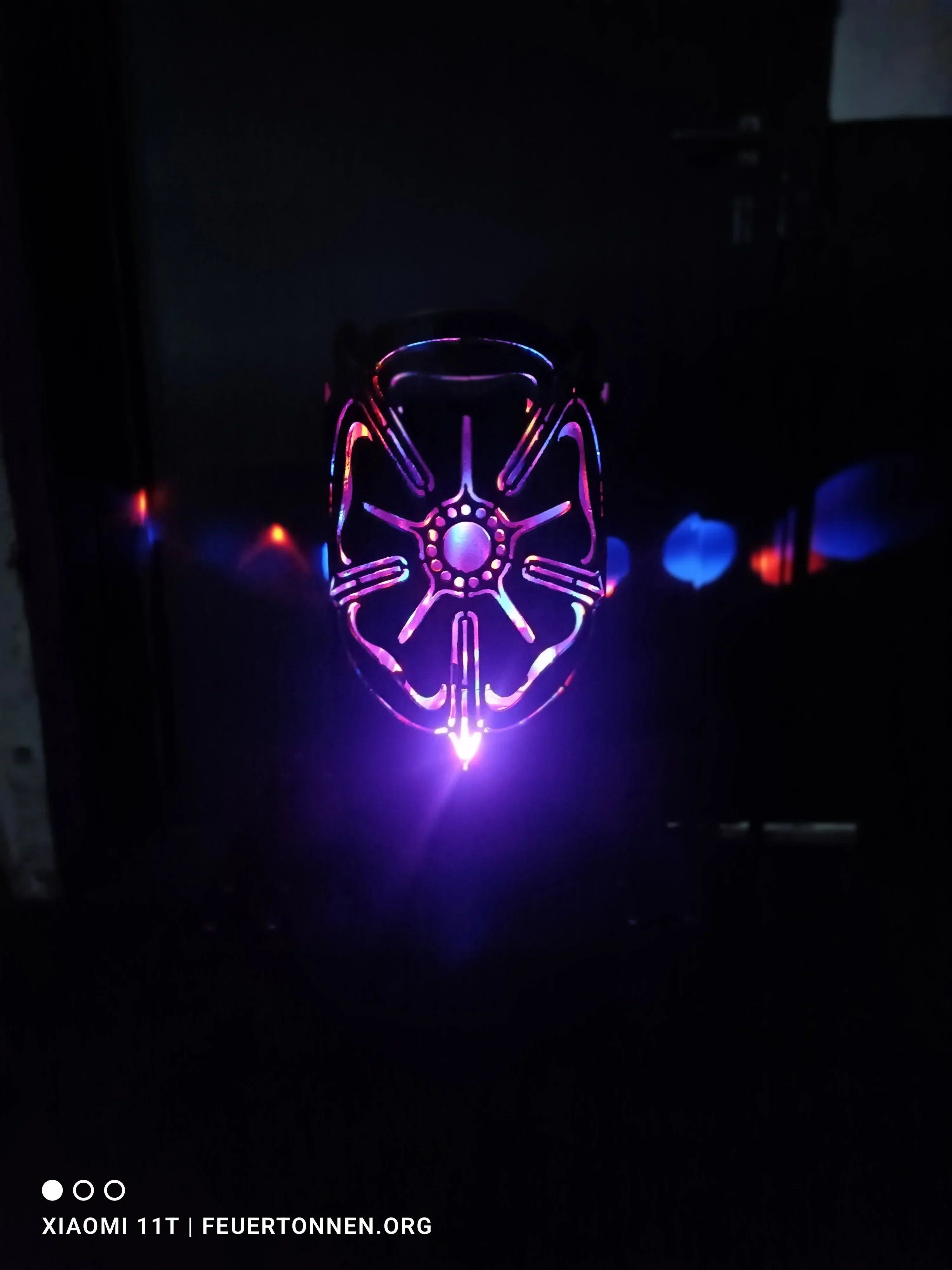 Dropslik Feuertonne Lippische Rose - feuertonnen.org