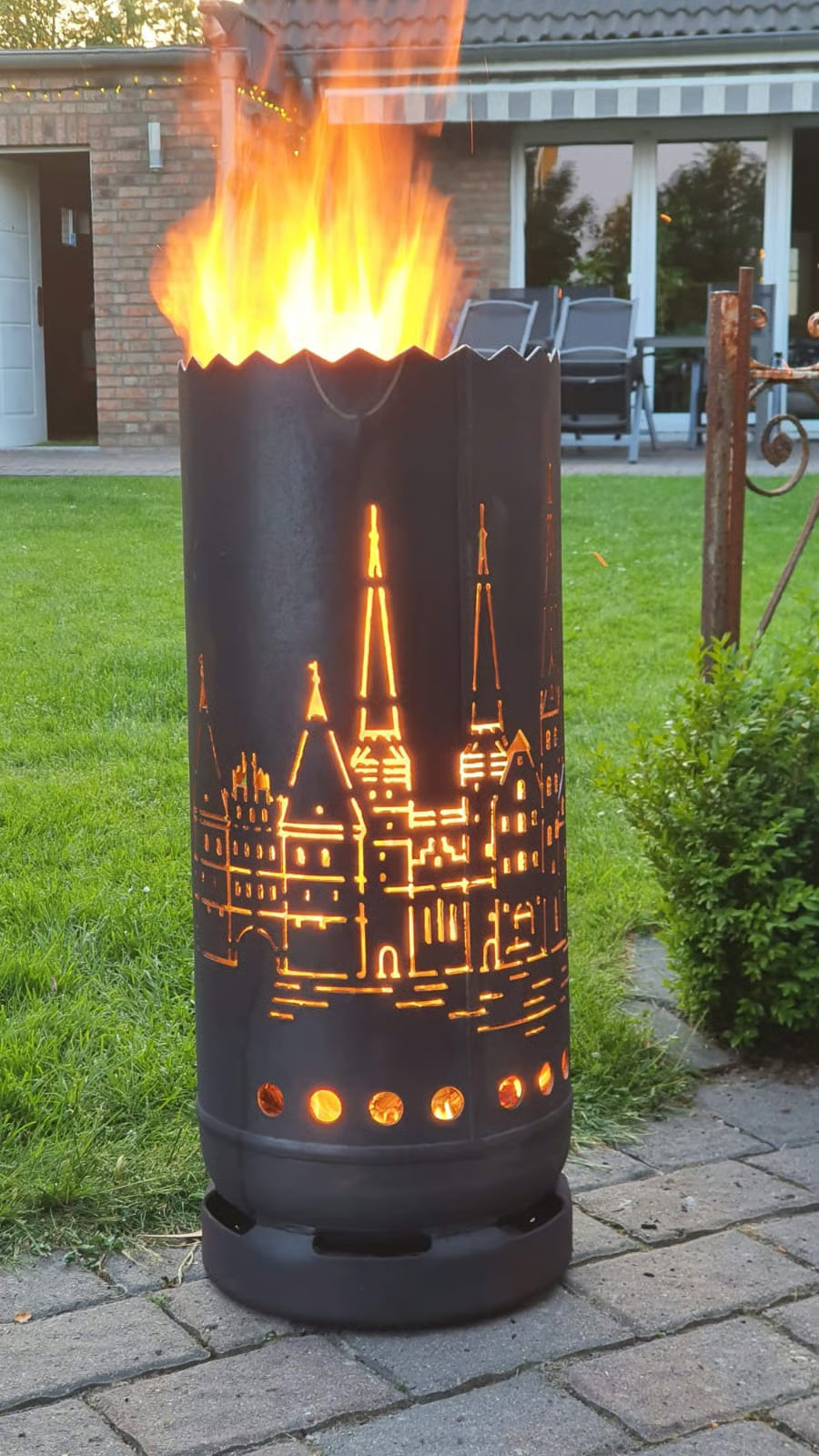 Feuertonne "Lübeck" - feuertonnen.org