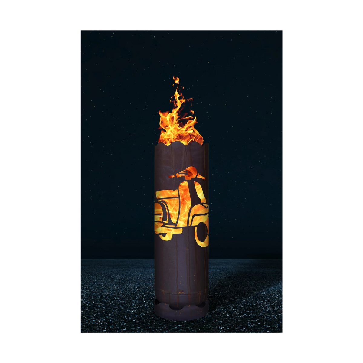 Dunkle Metall-Feuertonne mit Tür und aufsteigenden Flammen, Zylinderform